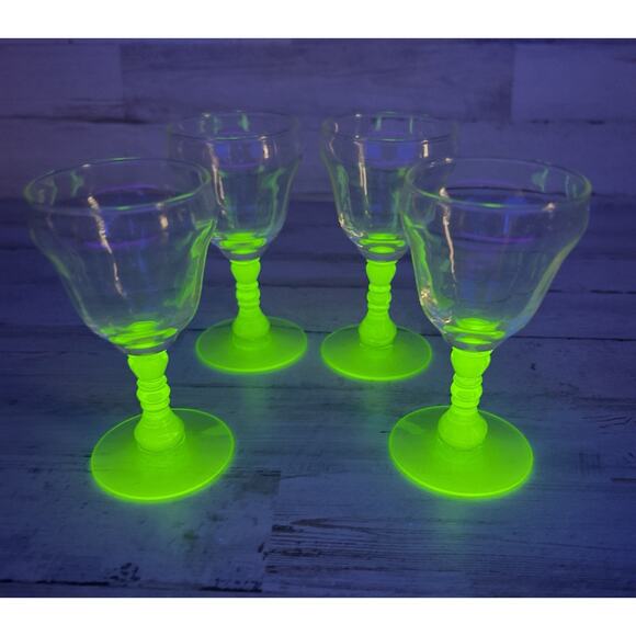 VINTAGE Uranium Glass Cordial Goblets Set of 4 Green Stem Glow Under UV 4.5” - Picture 2 of 6